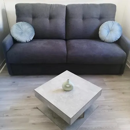 Apartment Beau T2 Equipe Sur Le Port, Centre La Ciotat